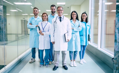 Equipo médico de Sanitas
